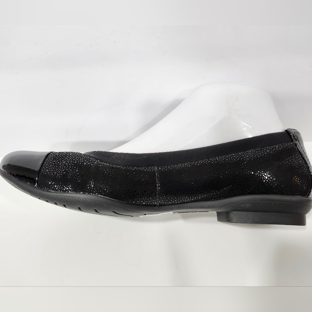 Clarks Neenah Garden Black Leather Captoe Ballet Flats Size 8.5 NWT
